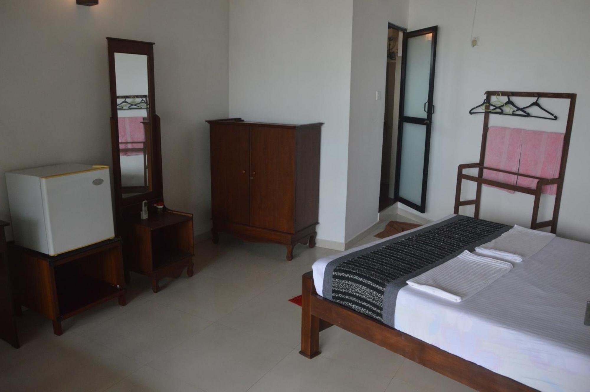 Hotel Weligama Bay View Exterior foto