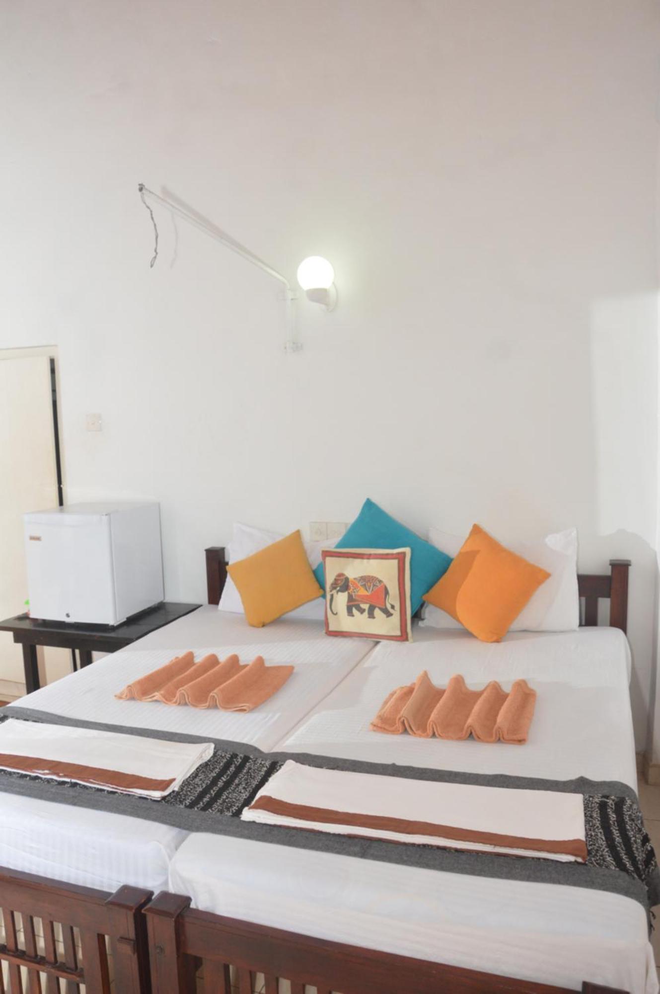 Hotel Weligama Bay View Exterior foto